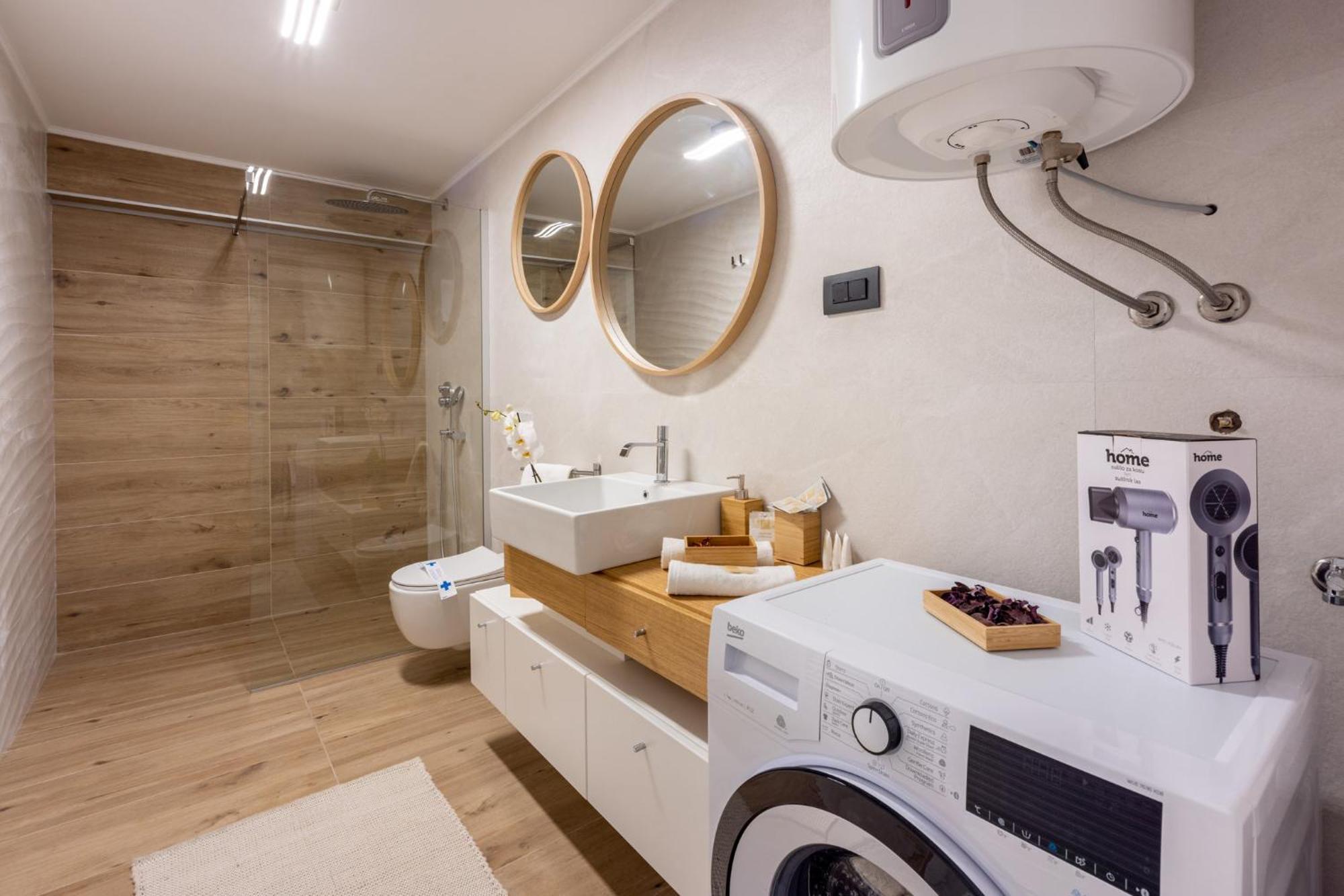 Panoramica Apartment With Whirlpool تْسْغيكفانِتْسا المظهر الخارجي الصورة