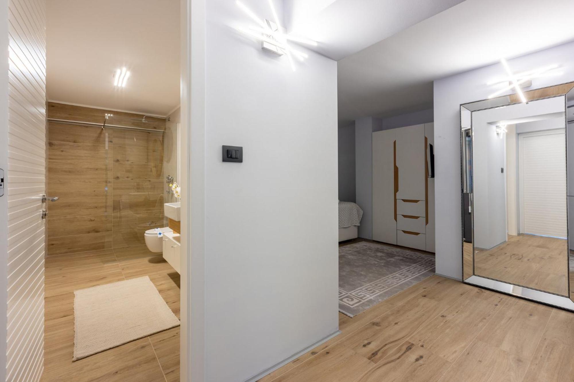 Panoramica Apartment With Whirlpool تْسْغيكفانِتْسا المظهر الخارجي الصورة