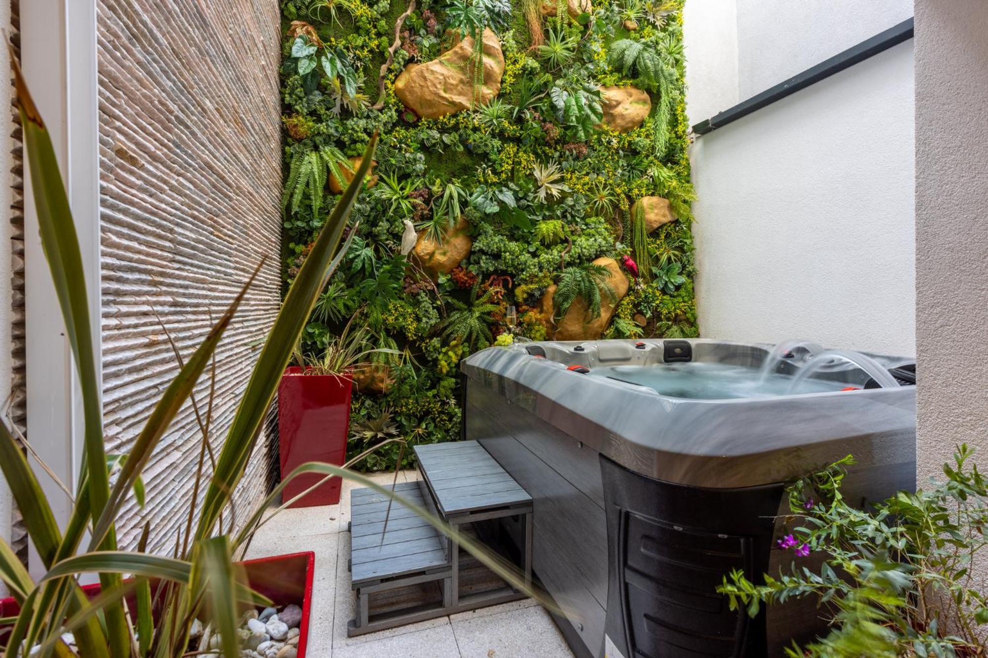 Panoramica Apartment With Whirlpool تْسْغيكفانِتْسا المظهر الخارجي الصورة