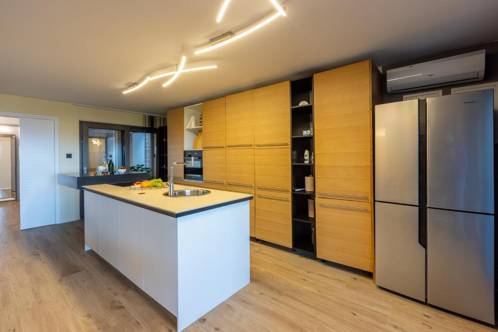 Panoramica Apartment With Whirlpool تْسْغيكفانِتْسا المظهر الخارجي الصورة